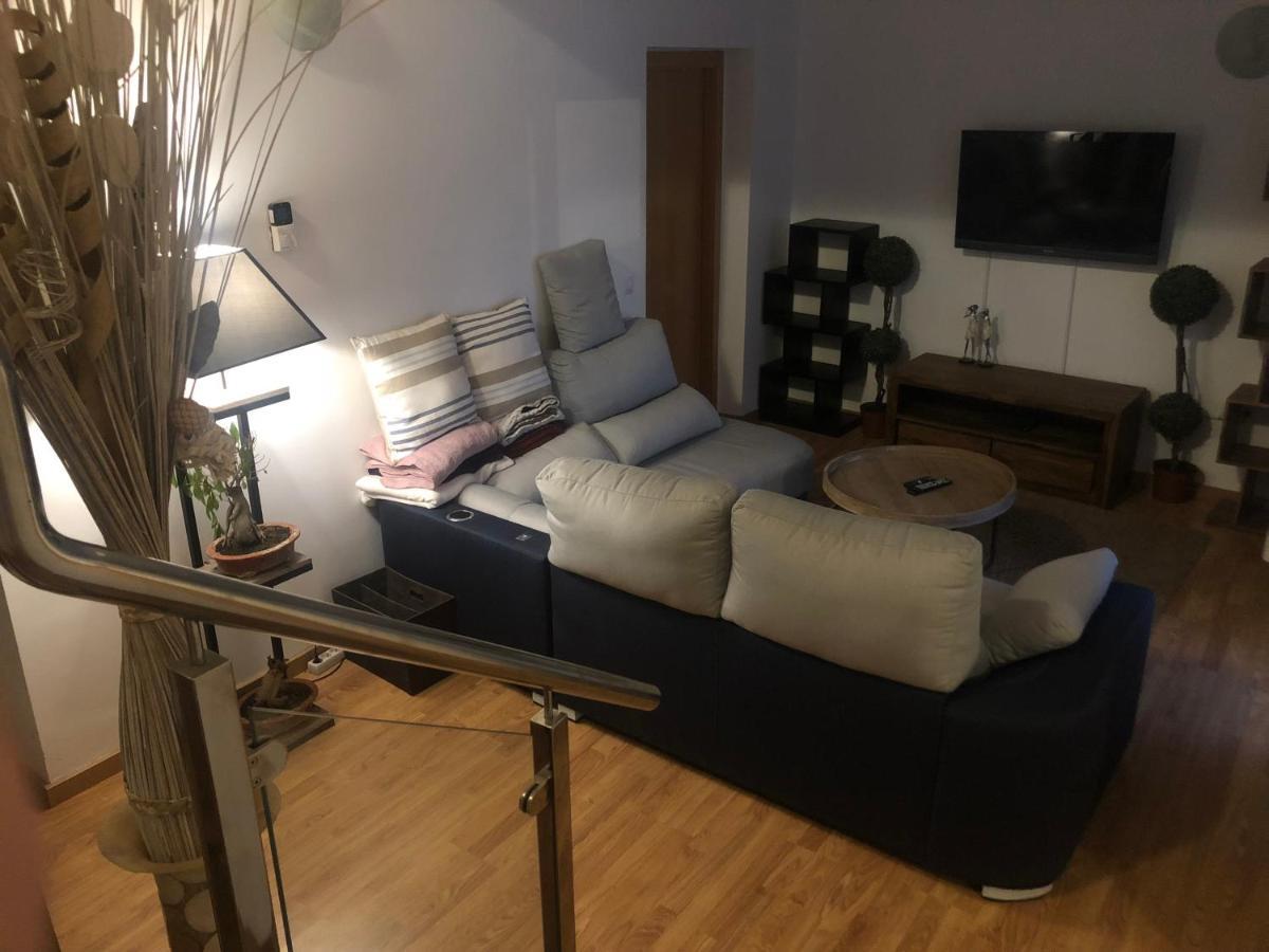 Atico Duplex Zona Monumental Apartment กาเซเรส ภายนอก รูปภาพ