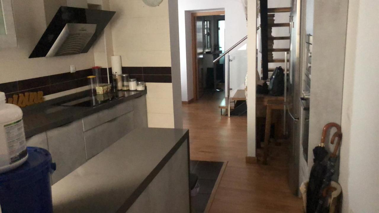 Atico Duplex Zona Monumental Apartment กาเซเรส ภายนอก รูปภาพ